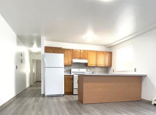 80-72 59th St #1, Ridgewood, NY 11385