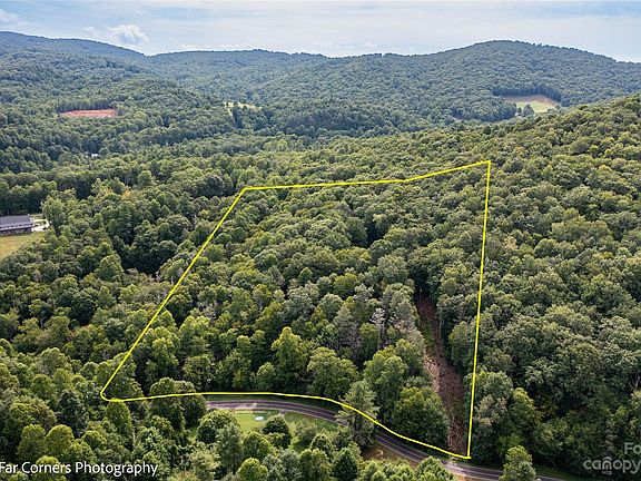 4th image of 132 Glenn Church Ln