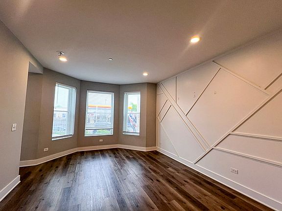 Living room.