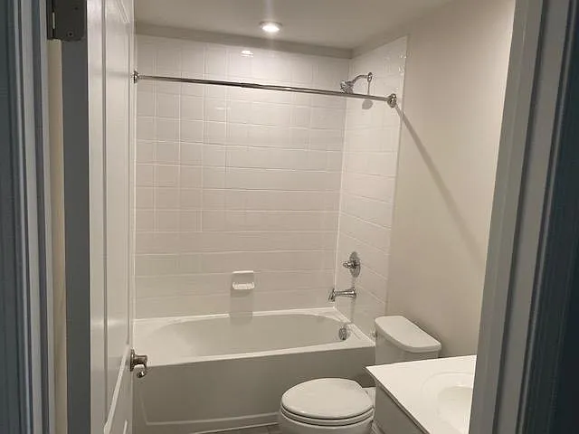 9828 Cedarmass Cir — Photo 18