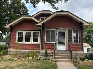 4415 Queen Ave N, Minneapolis, MN 55412