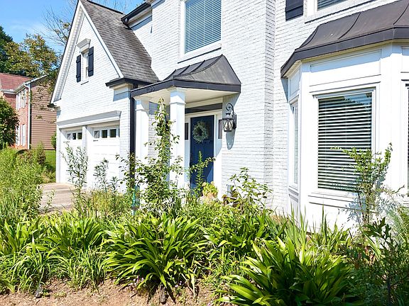 5th image of 7190 Cavaletti Cir