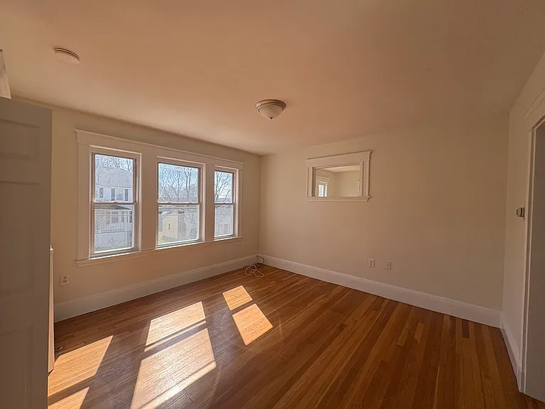 24 Lebanon St #1 — Photo 2