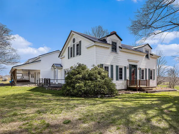 51563 County Road 673, Lawrence, MI 49064