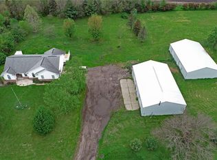 809 4th St, Palo, IA 52324