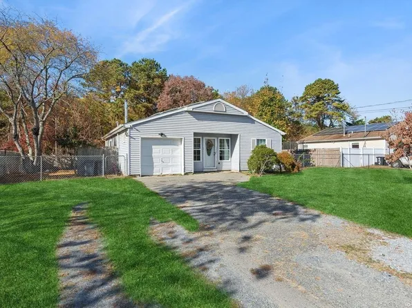 950 Provost Avenue, Bellport, NY 11713