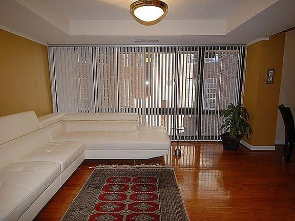Spacious Family Room
