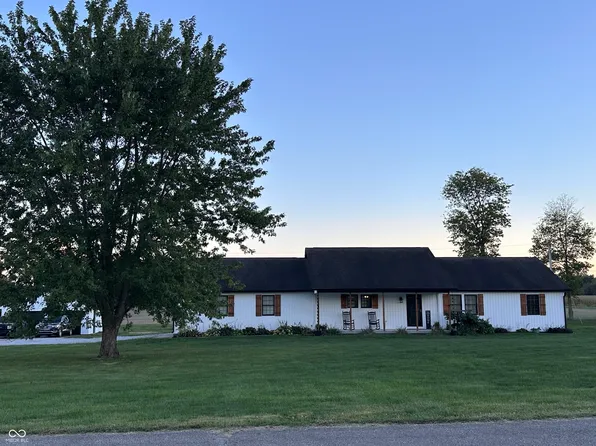 4719 W Old Trail Rd, Knightstown, IN 46148