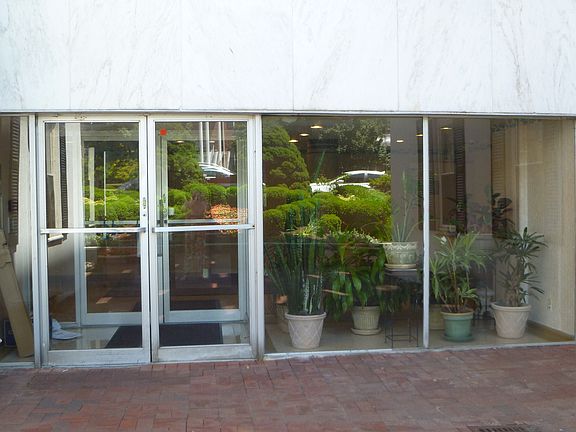 5th image of 7 4th St APT 2F