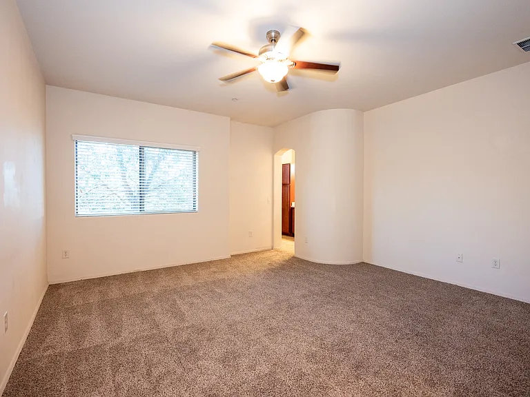 2390 E Blue Diamond Dr — Photo 18