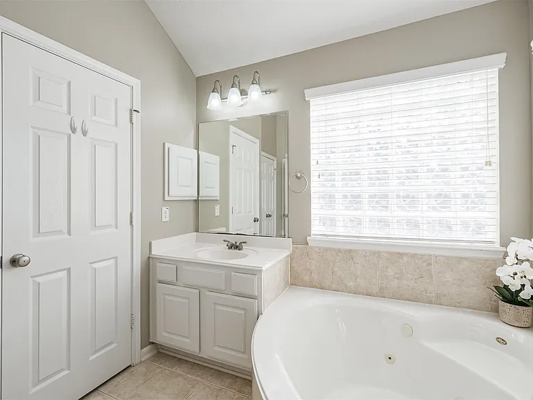 5818 Bent Arbor Ln — Photo 32