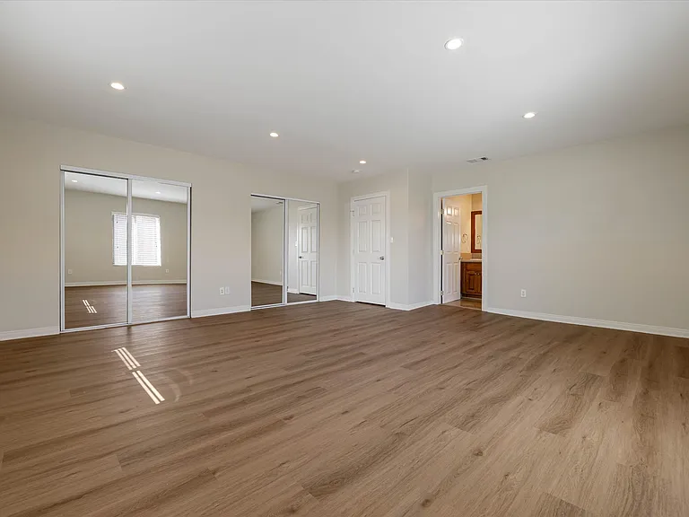 3424 Bellevue Ave — Photo 20