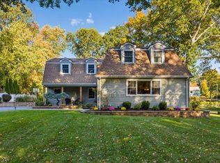 48 Greenrale Ave, Wayne, NJ 07470