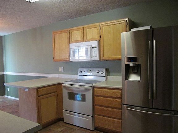 5th image of 1204 Wallace Ln