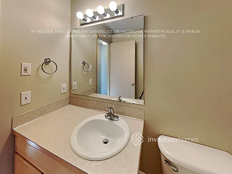 10504 56th Dr NE — Photo 15
