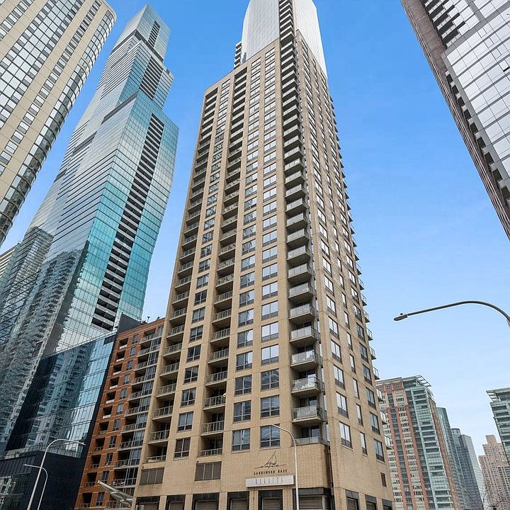 1st image of 420 E Waterside Dr Unit 907