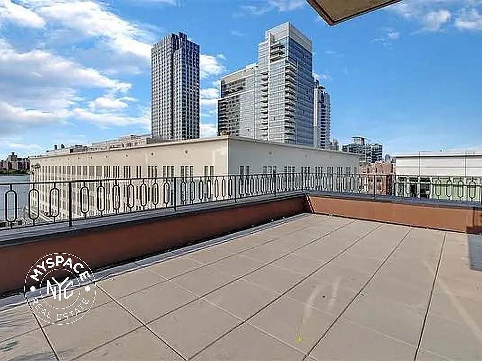 1st image of 187 Kent Ave #514