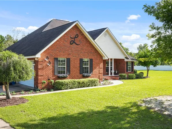 236 Hayden Ln, Jesup, GA 31545