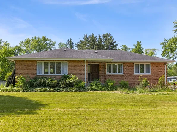 1241 W Norfolk Ave, Crete, IL 60417