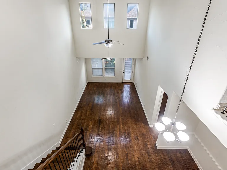 4828 Durham Dr — Photo 12