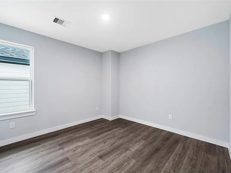 8215 Crestview Dr #A — Photo 15