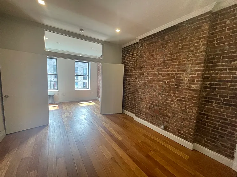 63 Clinton St #13 — Photo 11
