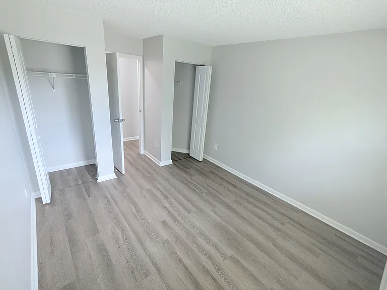 3031-3045 Springfield Ln #3035 — Photo 13