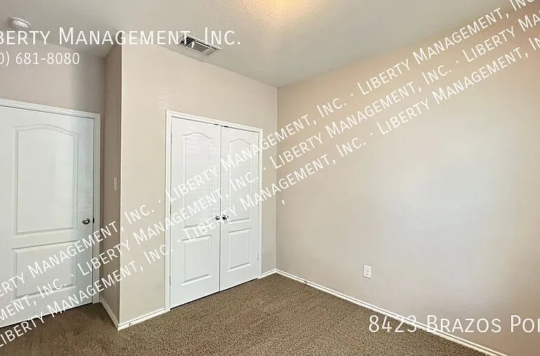 8423 Brazos Point — Photo 20