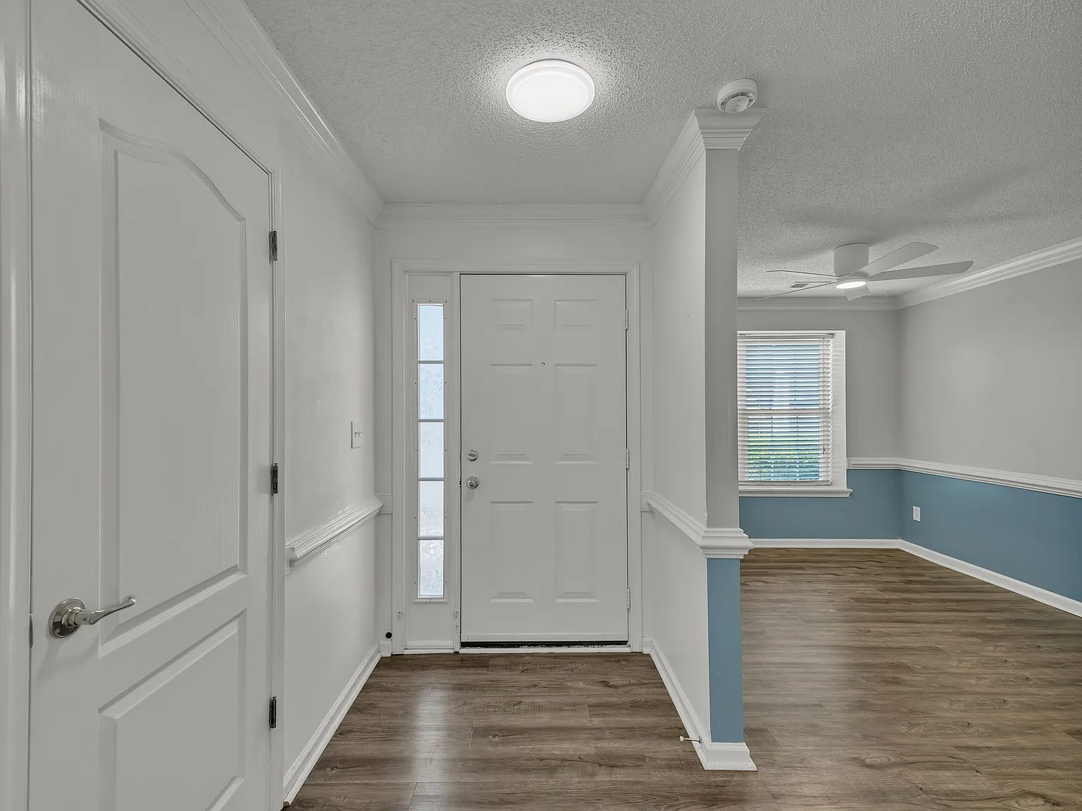 2 bed, 1244 sqft, $1,995 — Photo 3