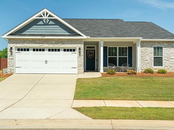 3rd image of 1275 Gregory Landing Dr