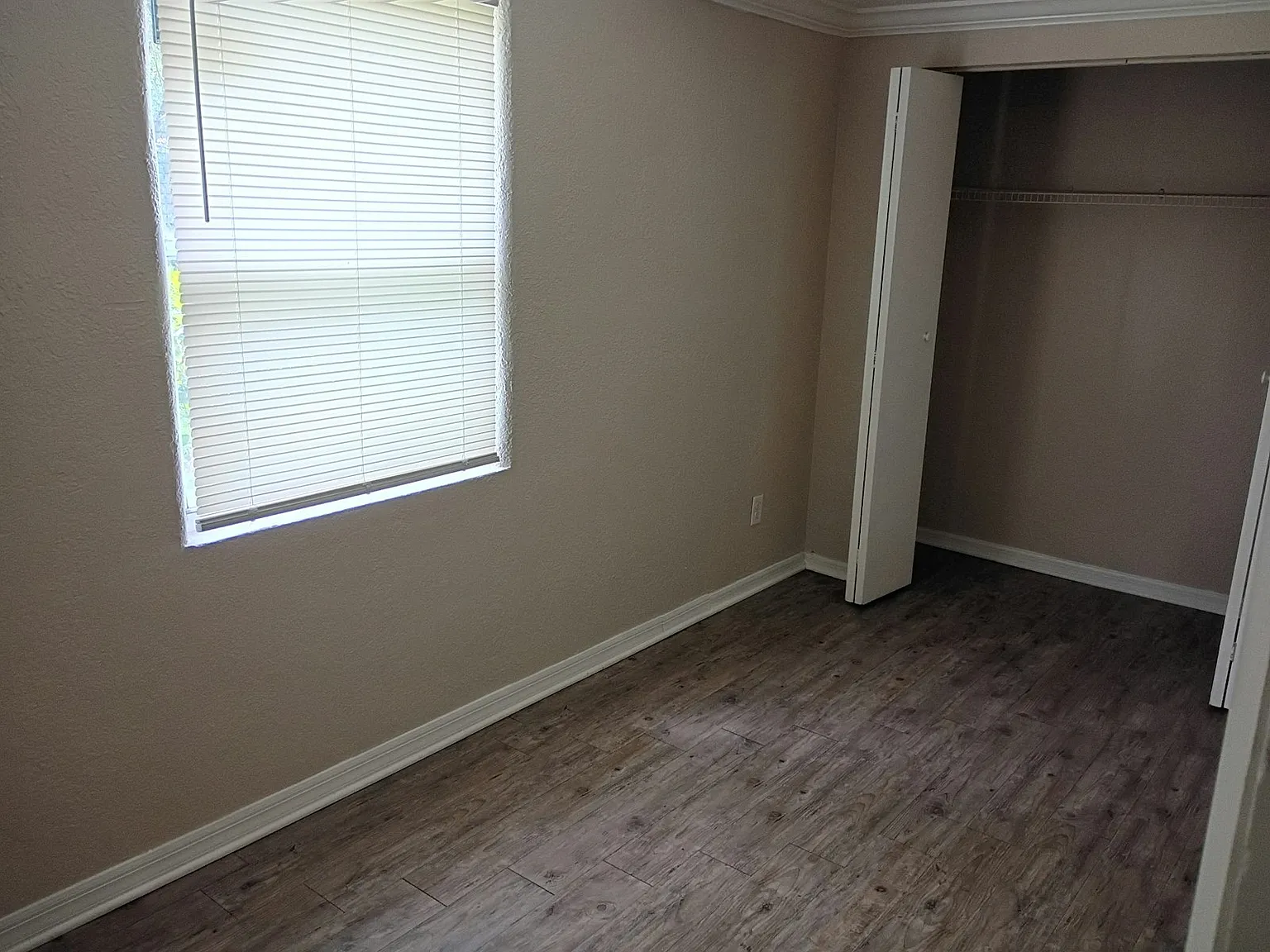 10592 Haverford Road — Photo 4