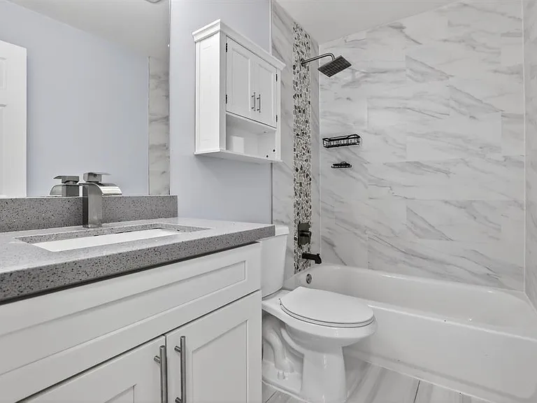 4404 Treasure Cove Dr — Photo 10