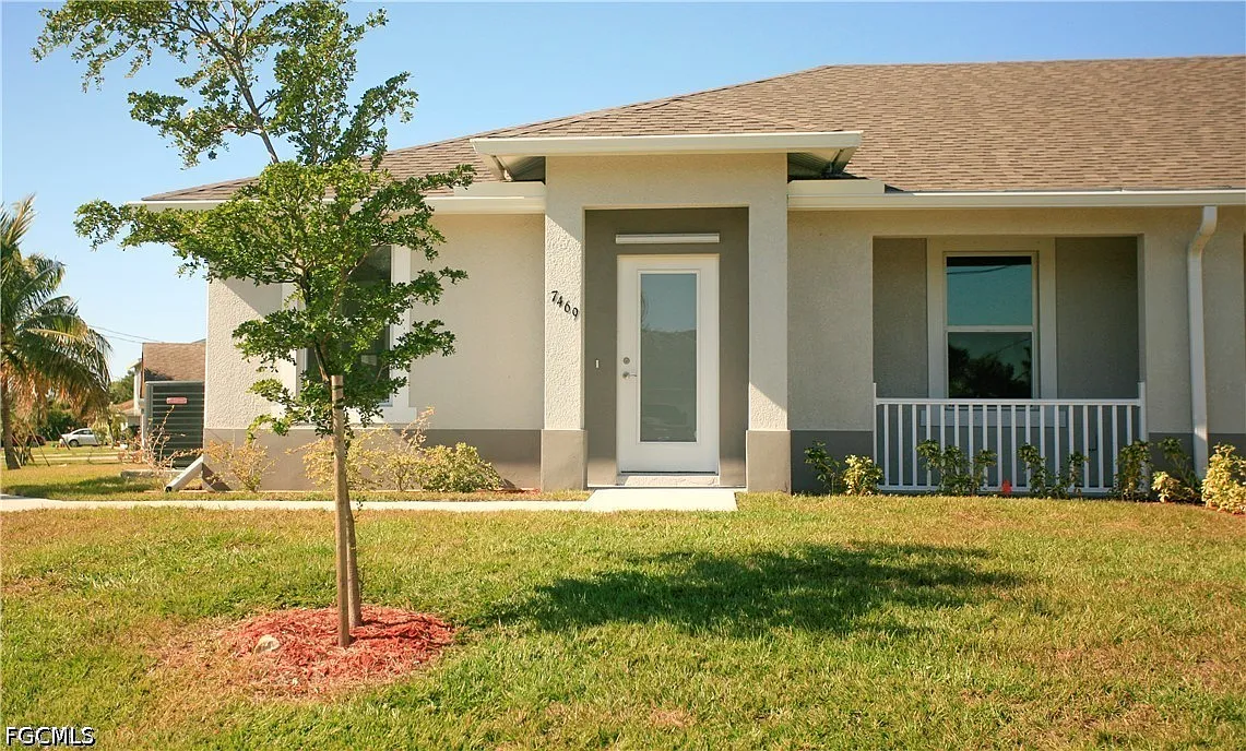 3 bed, 2.0 bath, 1256 sqft, $1,699 — Photo 1