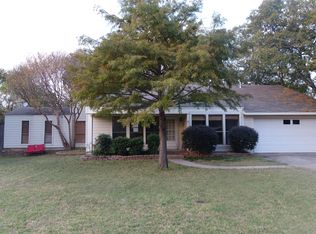2512 High Dr, Grapevine, TX 76051