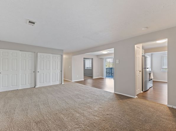The Wimbledons | 12000-12160 Lawnview Ave, Cincinnati, OH
