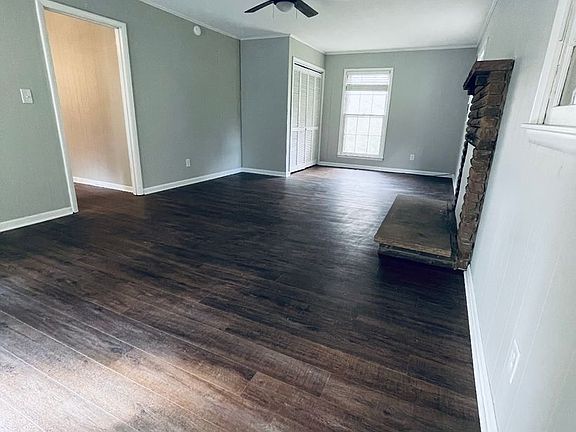 3rd image of 27 Sunset Point Rd