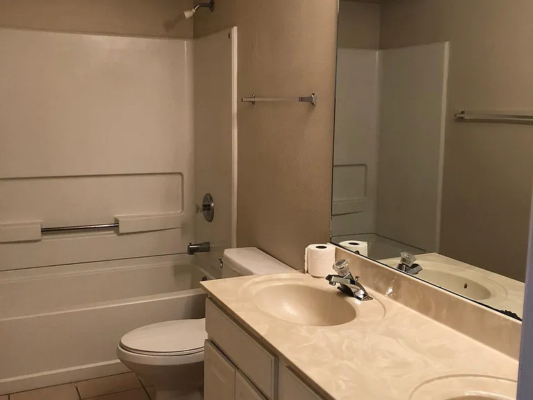 6927 Newburg Rd — Photo 16
