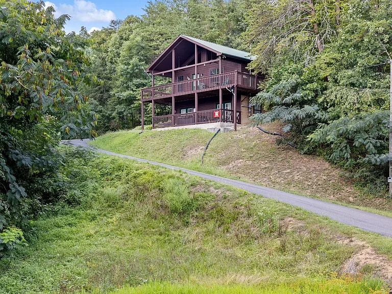 729 Lloyd Huskey Rd — Photo 20