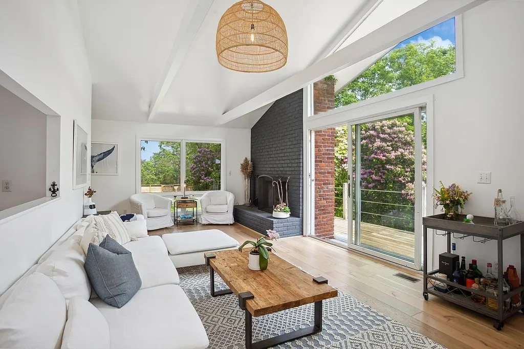 Amagansett Chic Beach House — Photo 3