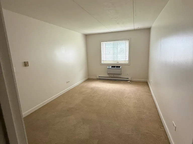 231 E Fremont Ave #204 — Photo 9
