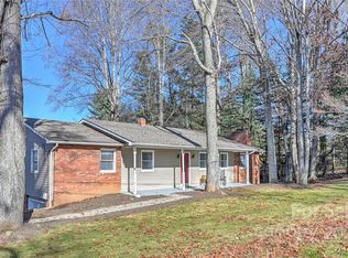 685 Kims Cove Rd, Canton, NC 28716