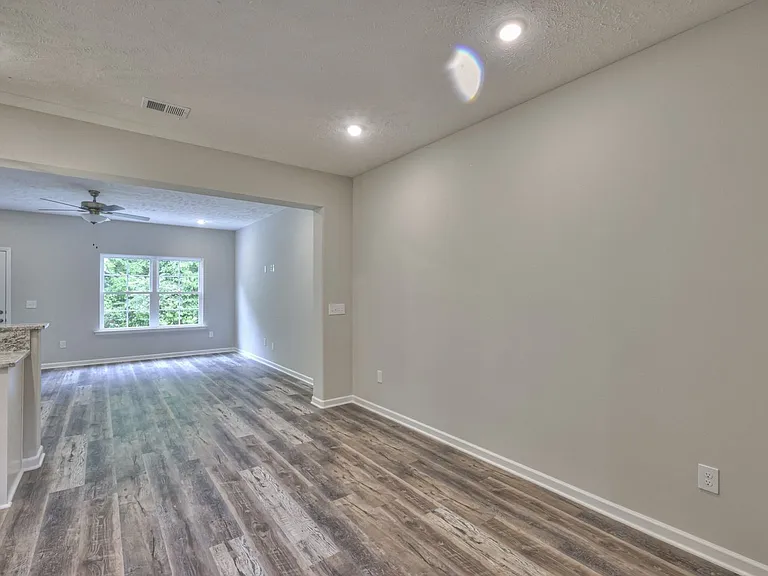 113 Creek Wood Rd — Photo 11