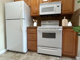 Carlmont Heights Apartments