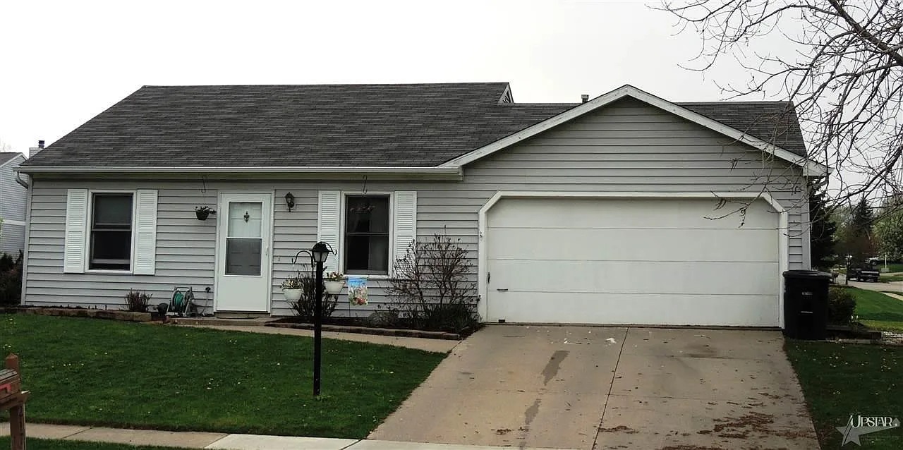 217 N Granada Dr photo 1