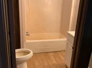 8 Carneal Ct, Cartersville, VA 23027