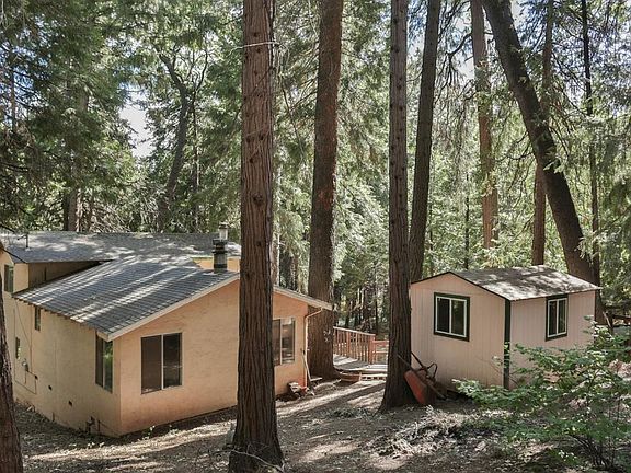 4th image of 2844 Lilac Rd