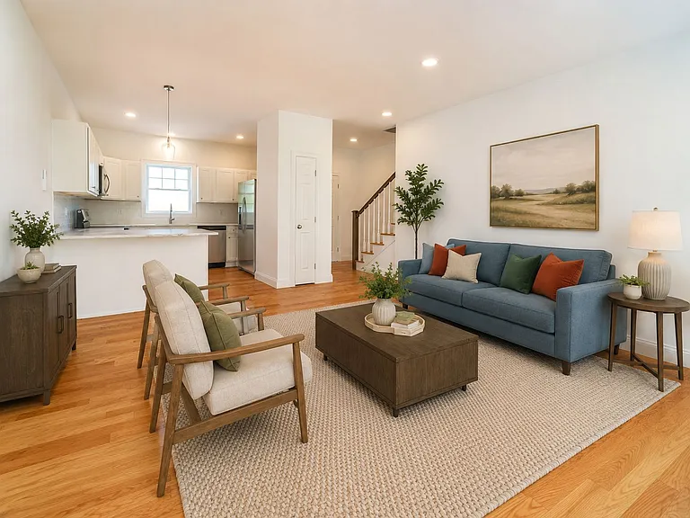 1154 Poquonnock Rd #7 — Photo 8