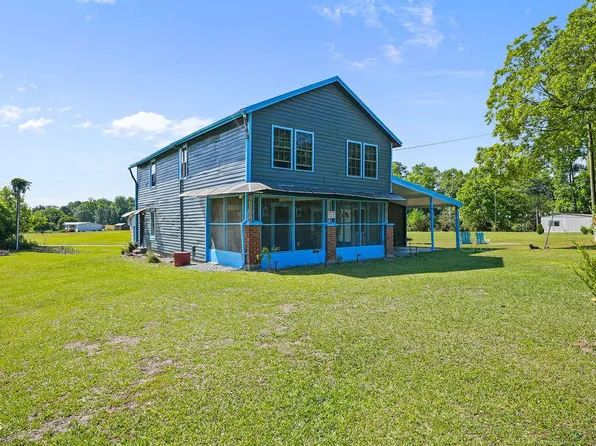 15 Rackley Rd, Clinton, NC 28328