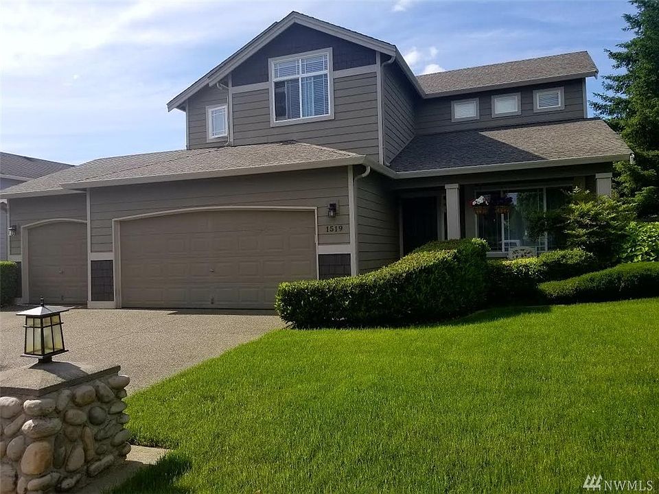 1st image of 1519 53rd St SE