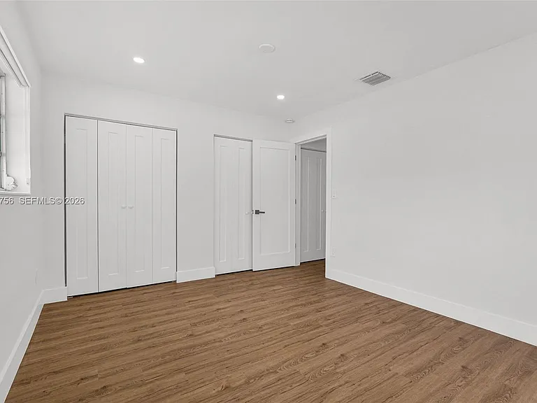 8201 SW 42nd St — Photo 28